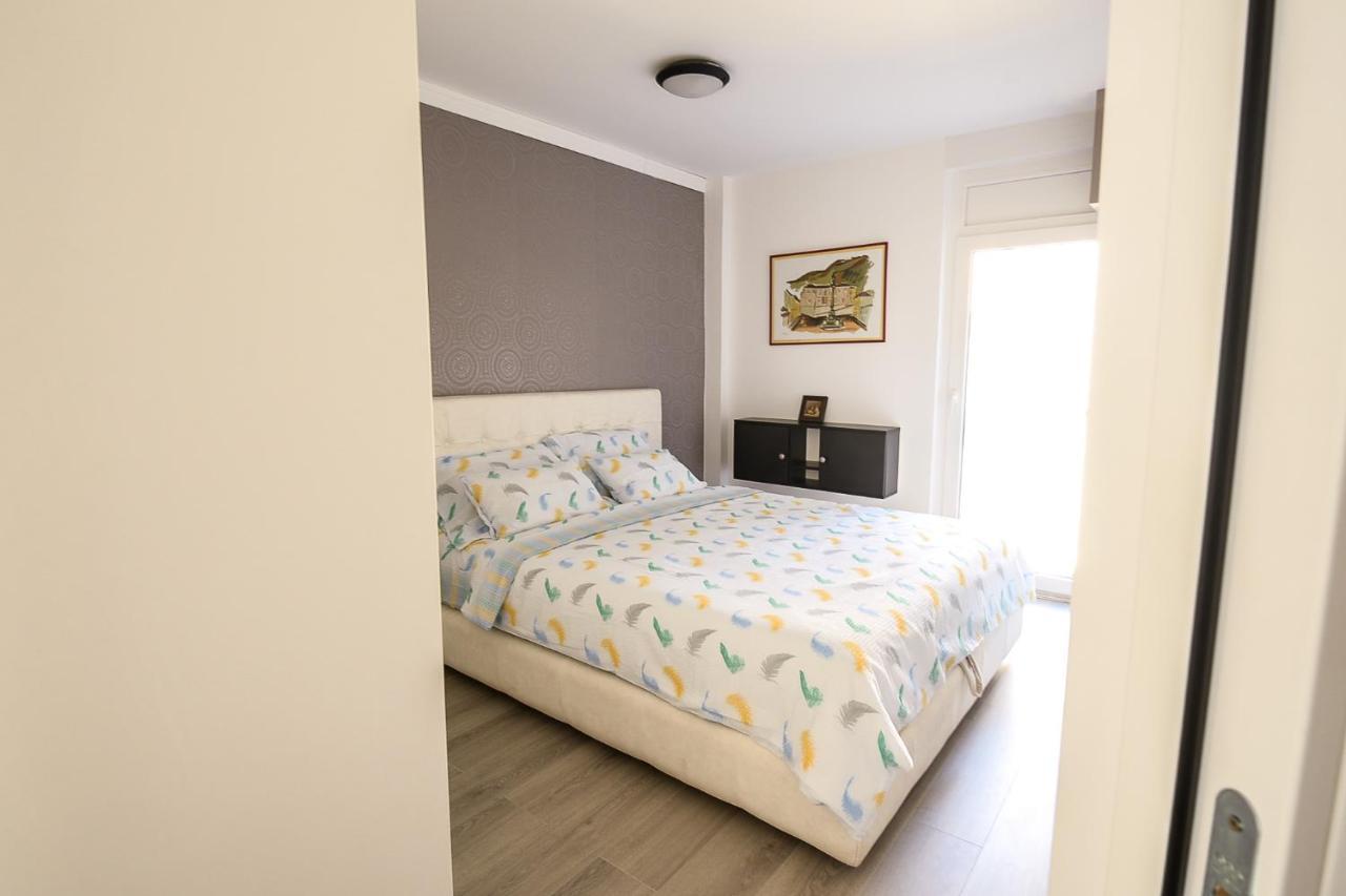 Apartment Petra 073 Belgrado Esterno foto