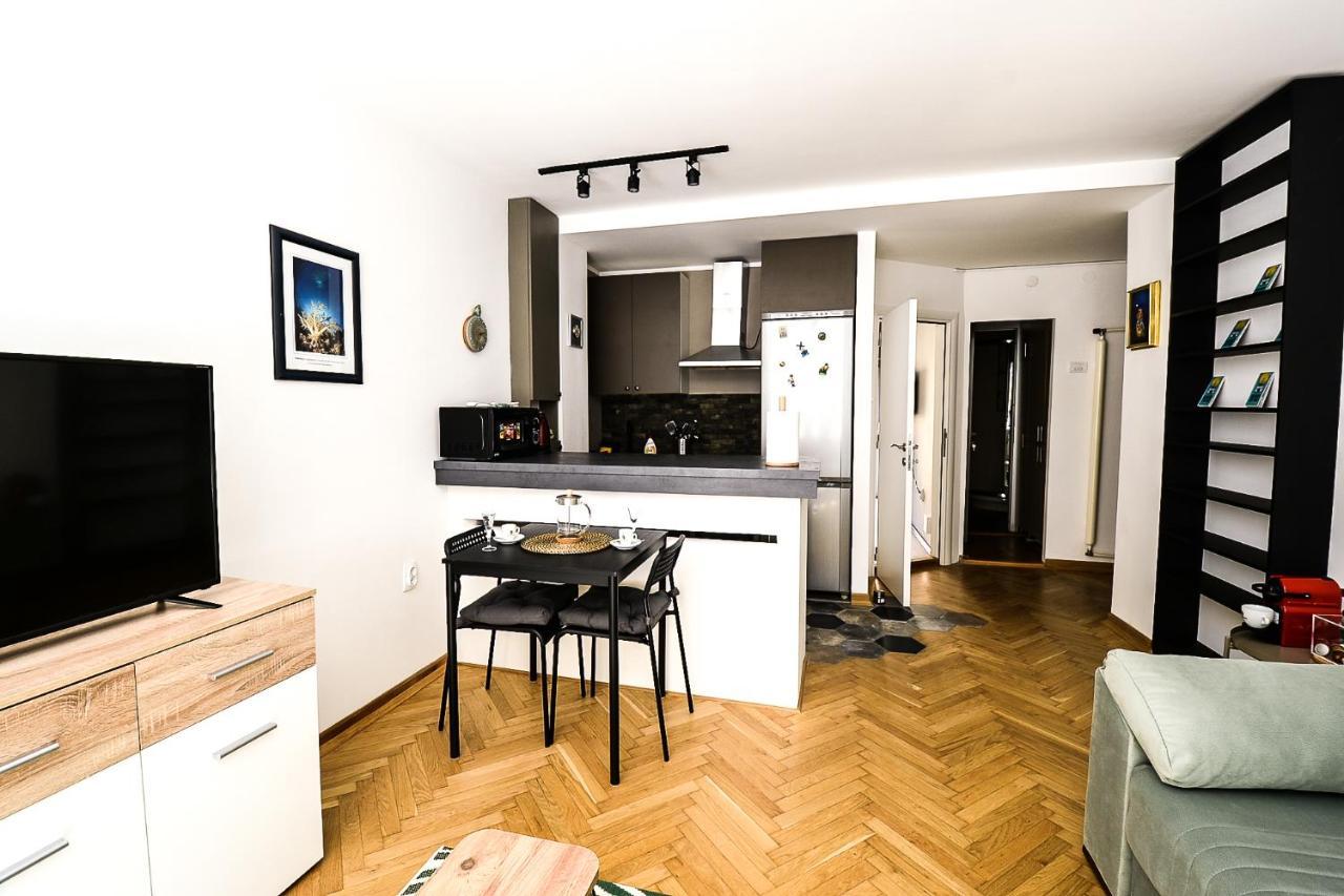 Apartment Petra 073 Belgrado Esterno foto